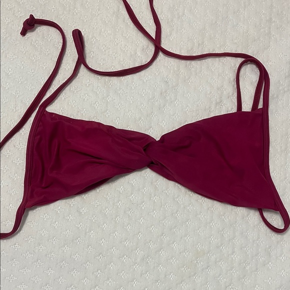 L*Space Magenta Bikini Top - Picture 1 of 2